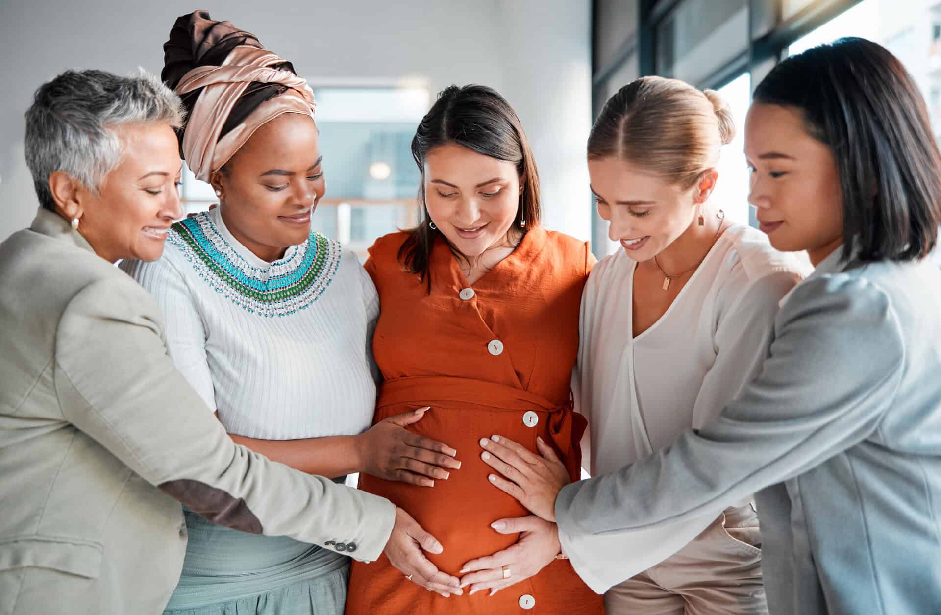 how to choose a surrogacy agency